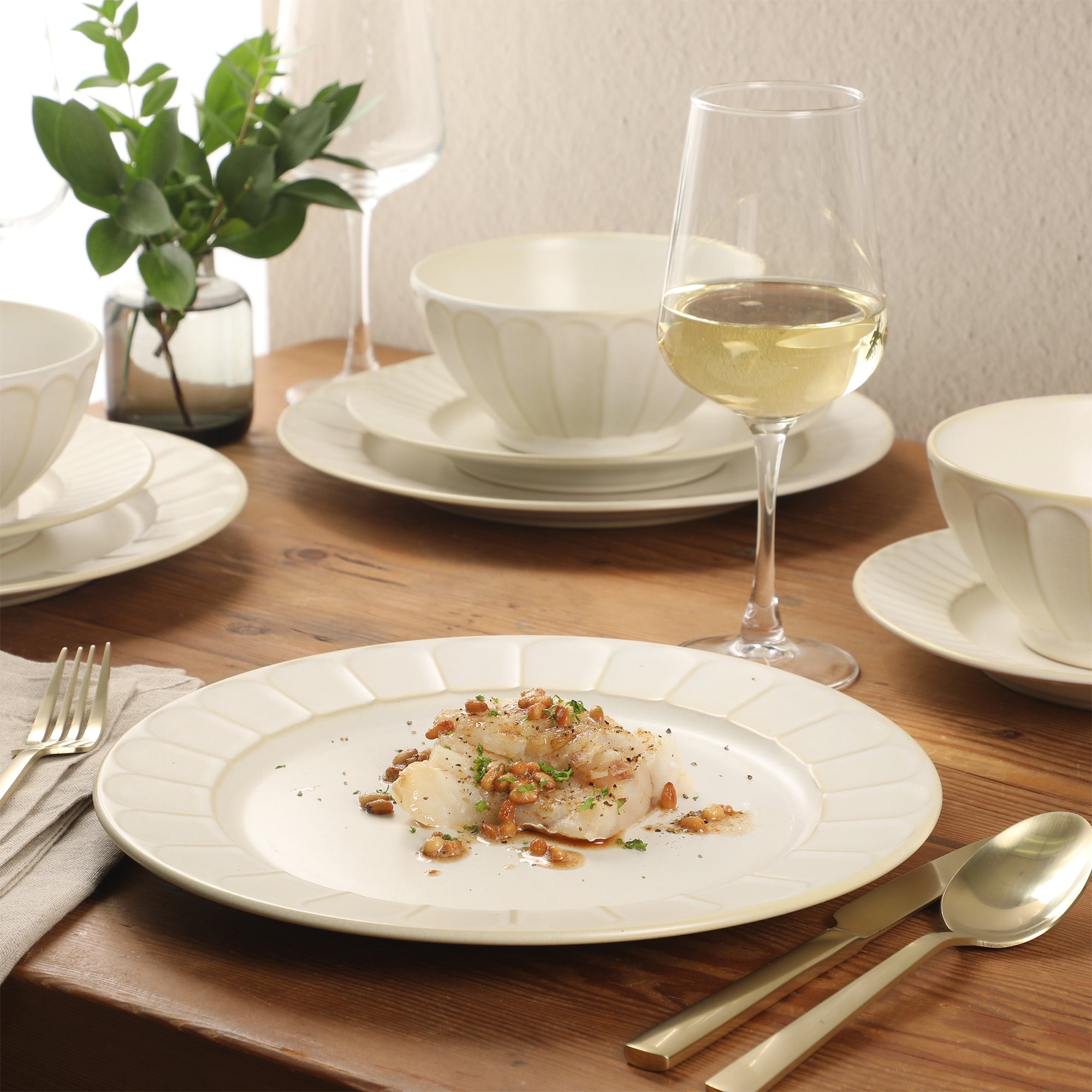 Gibson Elite Winchester Way 12-Piece Embossed Stoneware Dinnerware Set – Reactive Matte Glaze, Durable Lightweight-Tech Plates & Bowls, Everyday Dish Set, Microwave & Dishwasher Safe – Off-White - Image 5