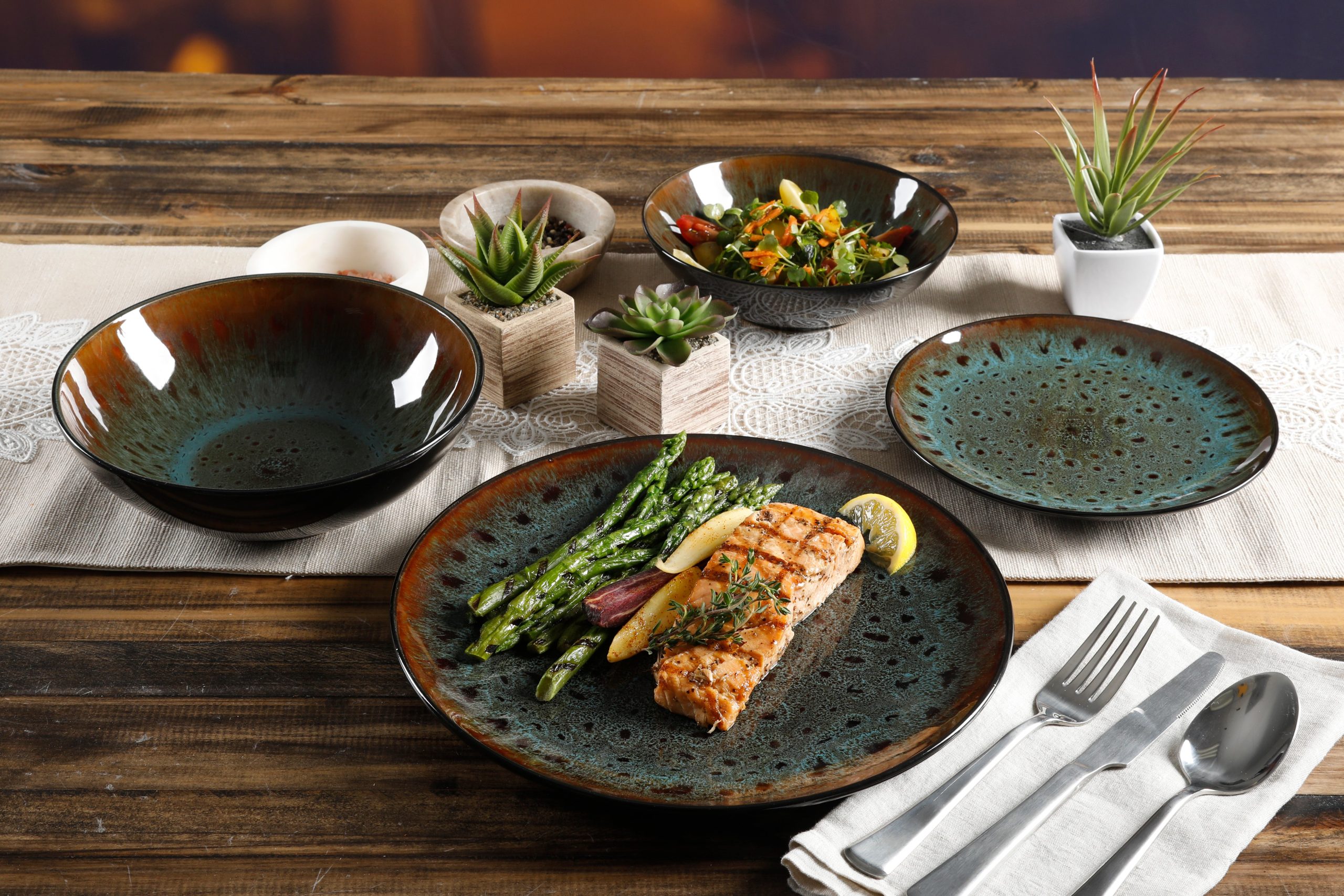 Gibson Elite Kyoto 16-Piece Double Bowl Reactive Stoneware Dinnerware Set - Teal - Image 3