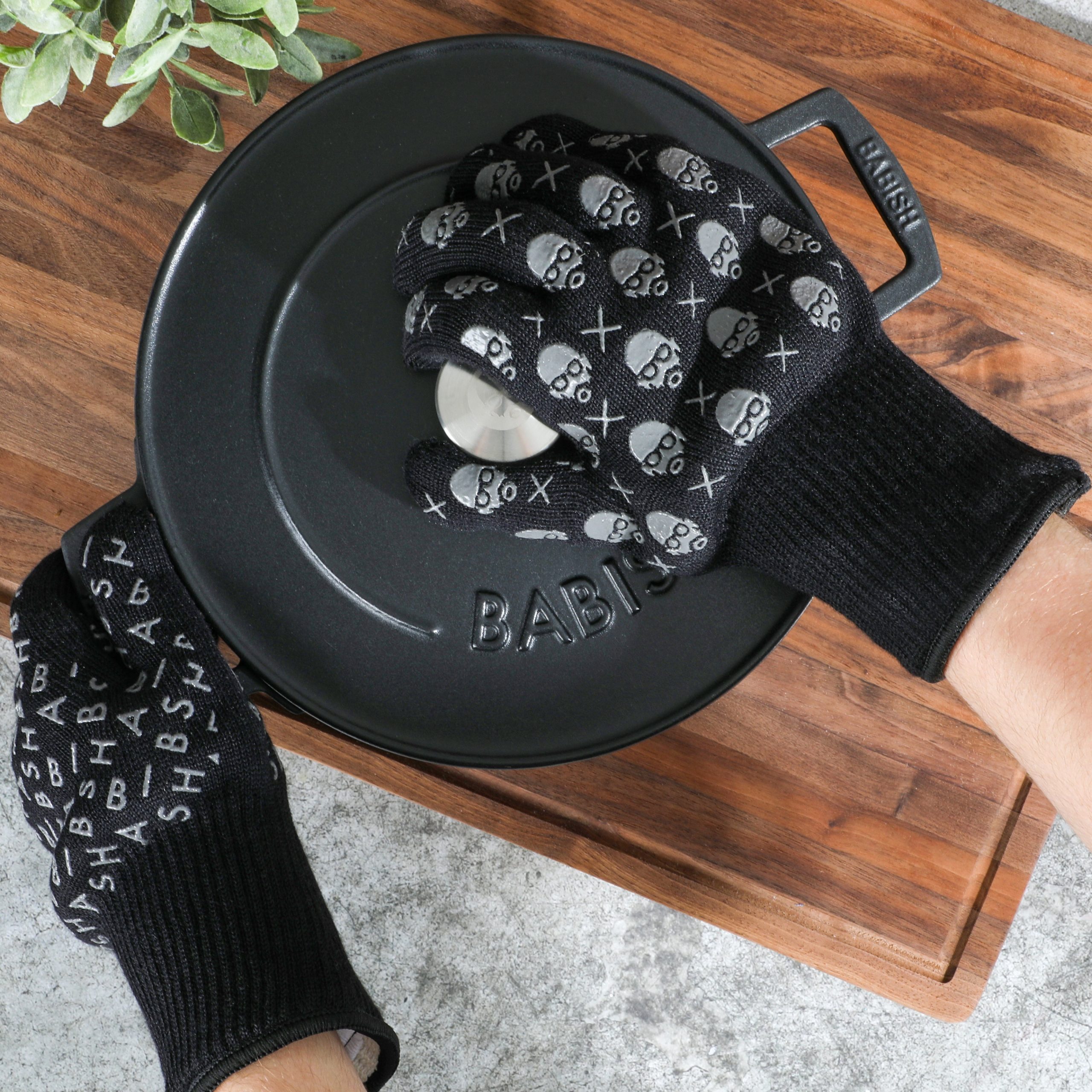 Babish 2 Pack Oven Mitts - Image 2