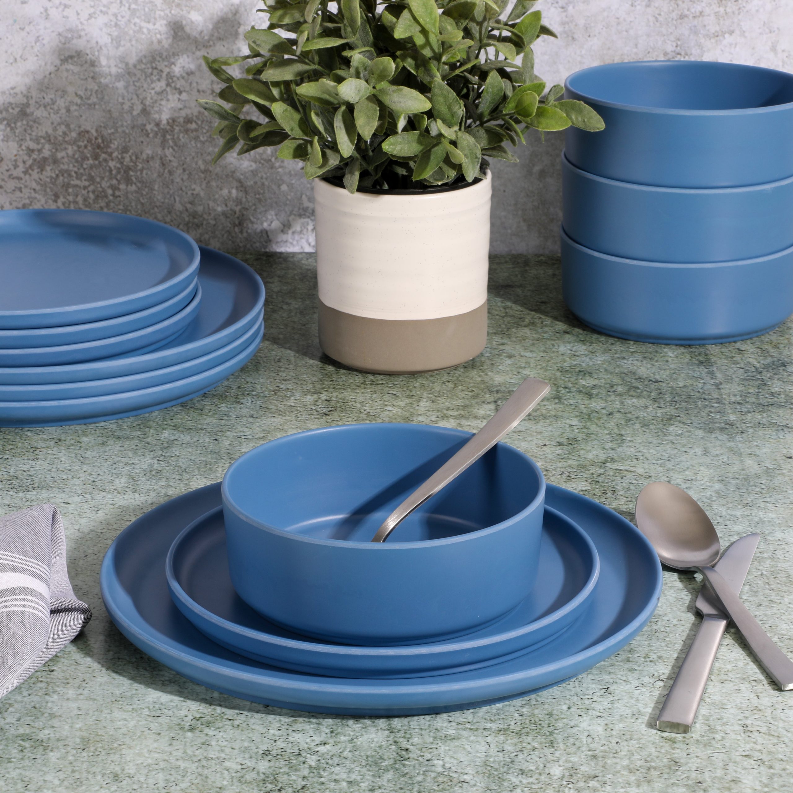 Gibson Home Canyon Crest 12-Piece Stackable Matte Melamine Dinnerware Set - Image 4