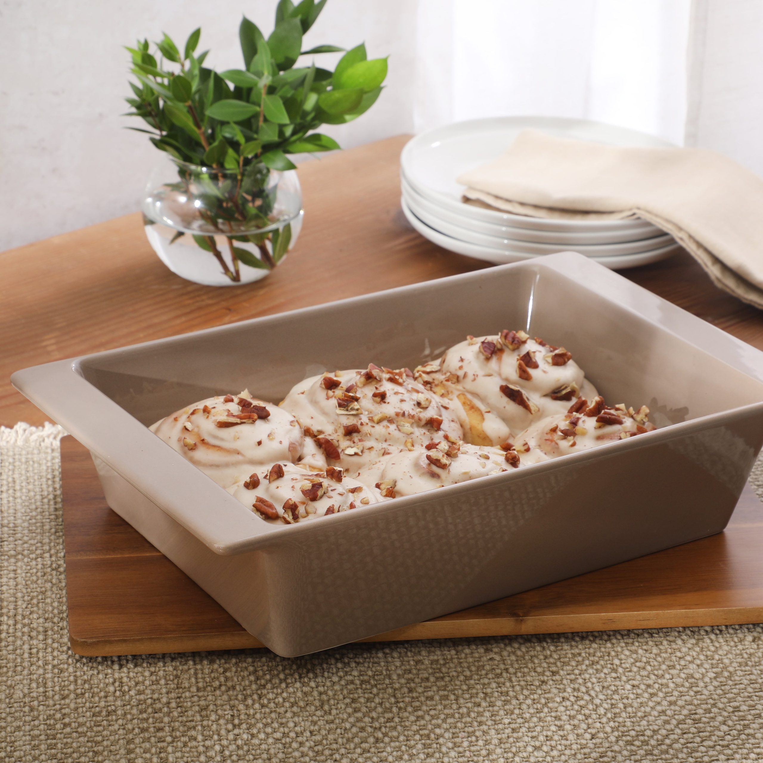 Gibson Elite 2.75-Quart 13.5" x 8.5" Stoneware Baking Dish with Acacia Wood Lid – Taupe Rectangular Oven Safe Baker for Casseroles, Roasting & Serving - Image 4