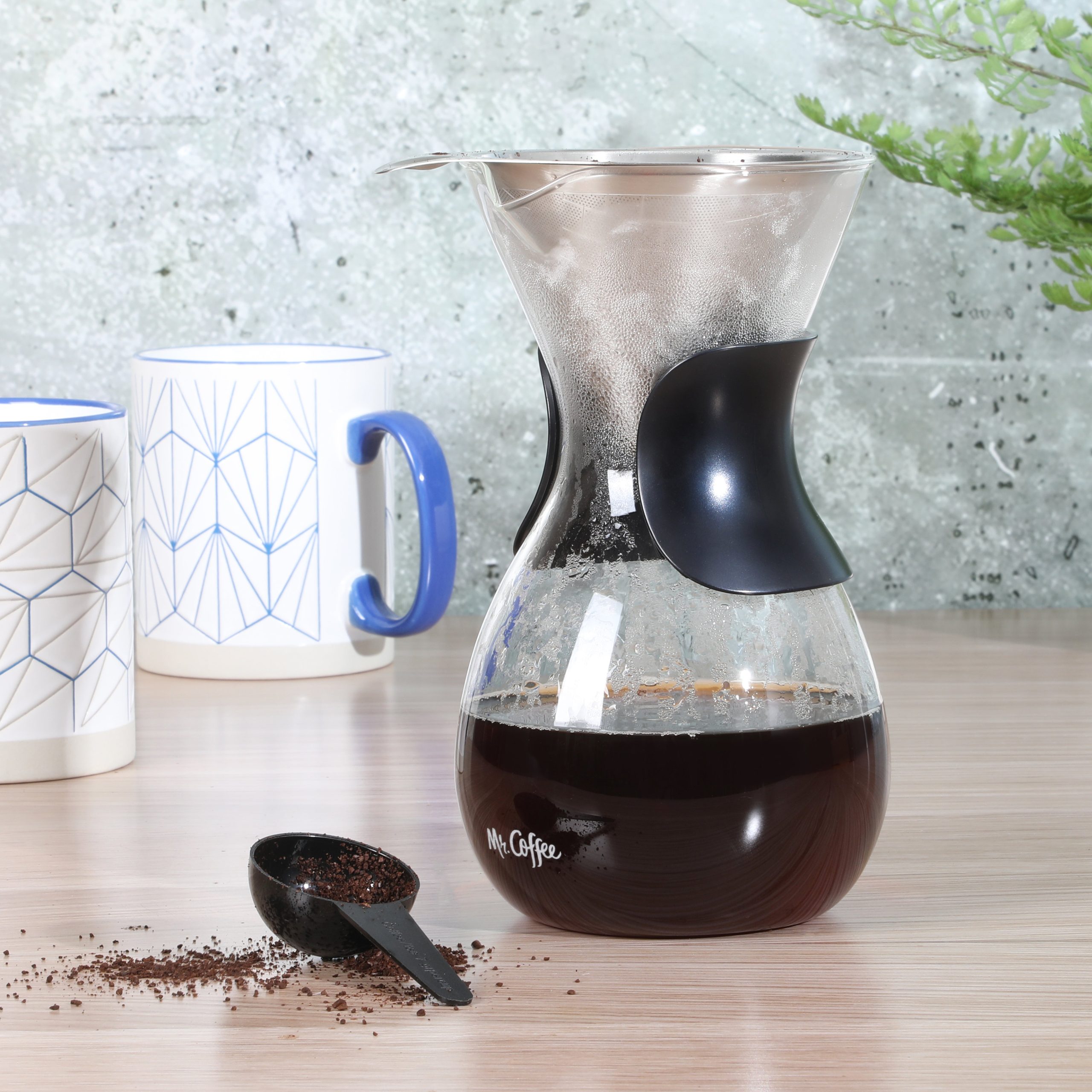 Mr. Coffee Verduzco 3-Piece 34oz Borosilicate Glass Pour Over w/ Hand Guard - Image 2