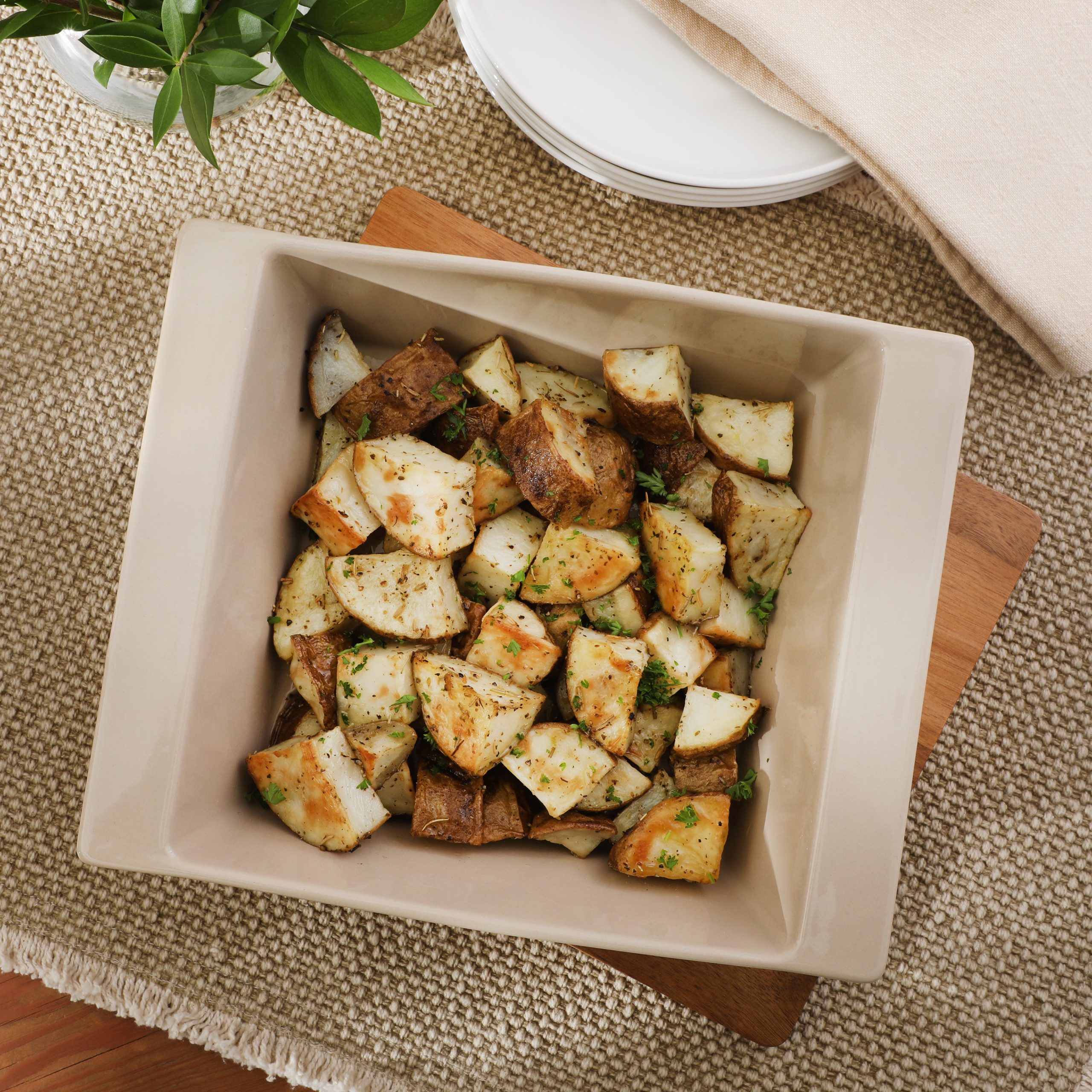 Gibson Elite 2-Quart 10" x 8.5" Stoneware Baking Dish with Acacia Wood Lid – Taupe Rectangular Oven Safe Baker for Casseroles, Roasting & Serving - Image 4