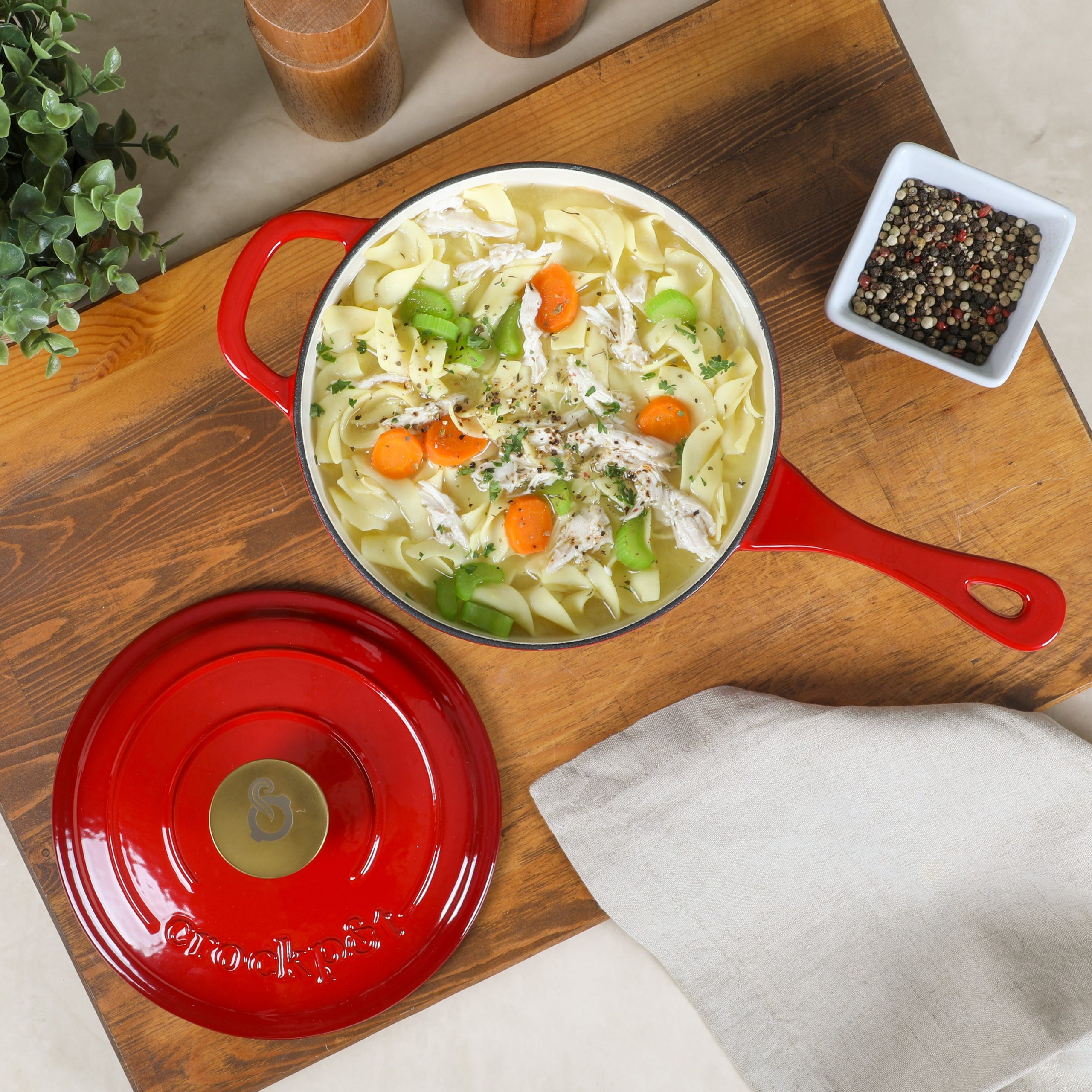 Crock-Pot 3 Qt Enamel Cast Iron Sauce Pan W/Lid - Image 7