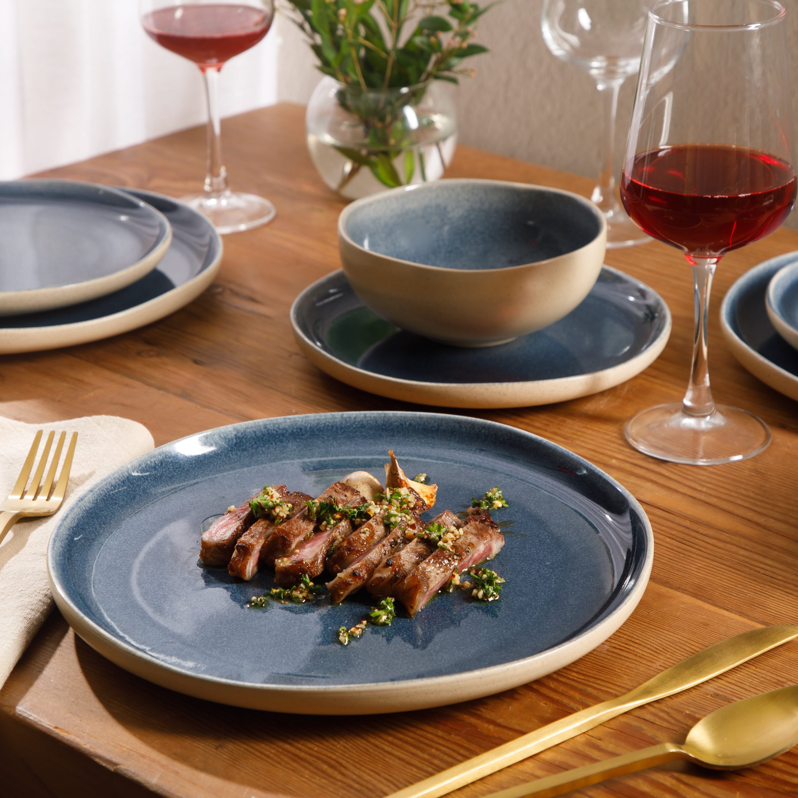 Gibson Elite Manila Bay 12-Piece Stoneware Dinnerware Set, Service for 4, Reactive Glaze Modern Artisan Plates, Bowls & Mugs, Round Design - Image 3