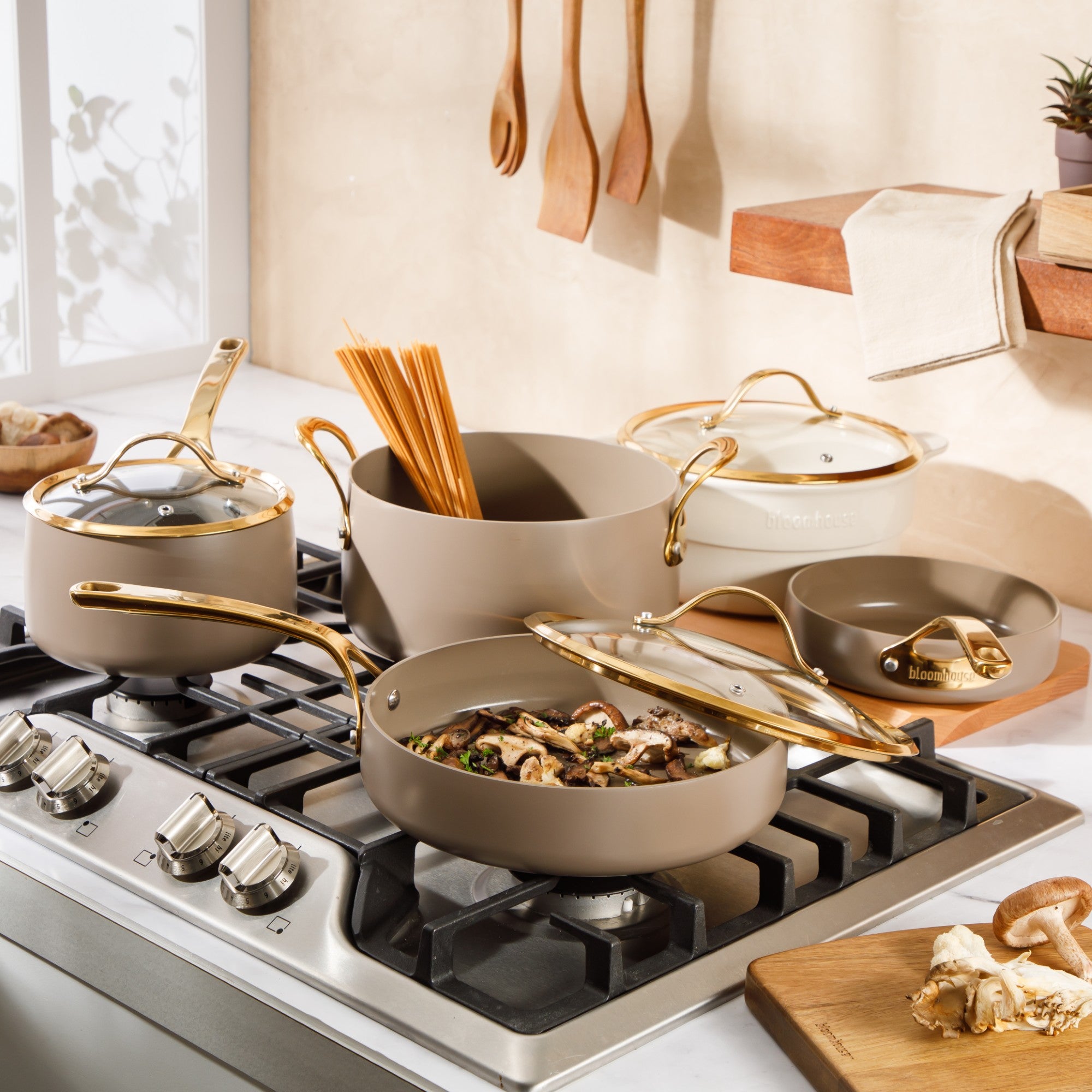 Bloomhouse 8 Piece Pots and Pans Heavy Duty Aluminum Premium PFA Free Ceramic Nonstick Dutch Oven Pot with Lid - Linen White with Gold Handle - Image 10
