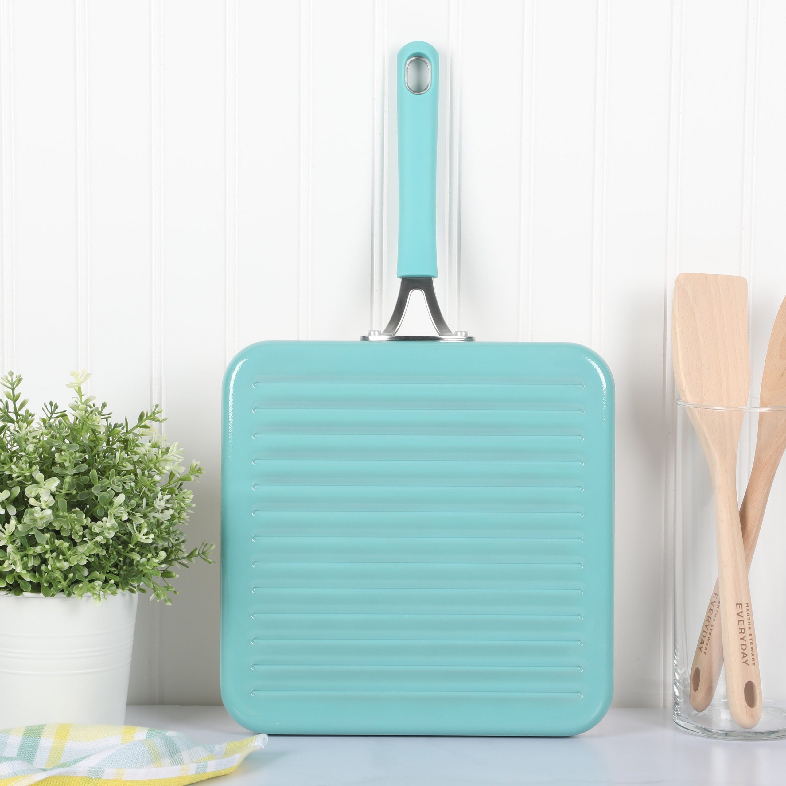 Martha Stewart Everyday Charlemont 10-Inch Teal Aluminum Square Griddle - Image 2