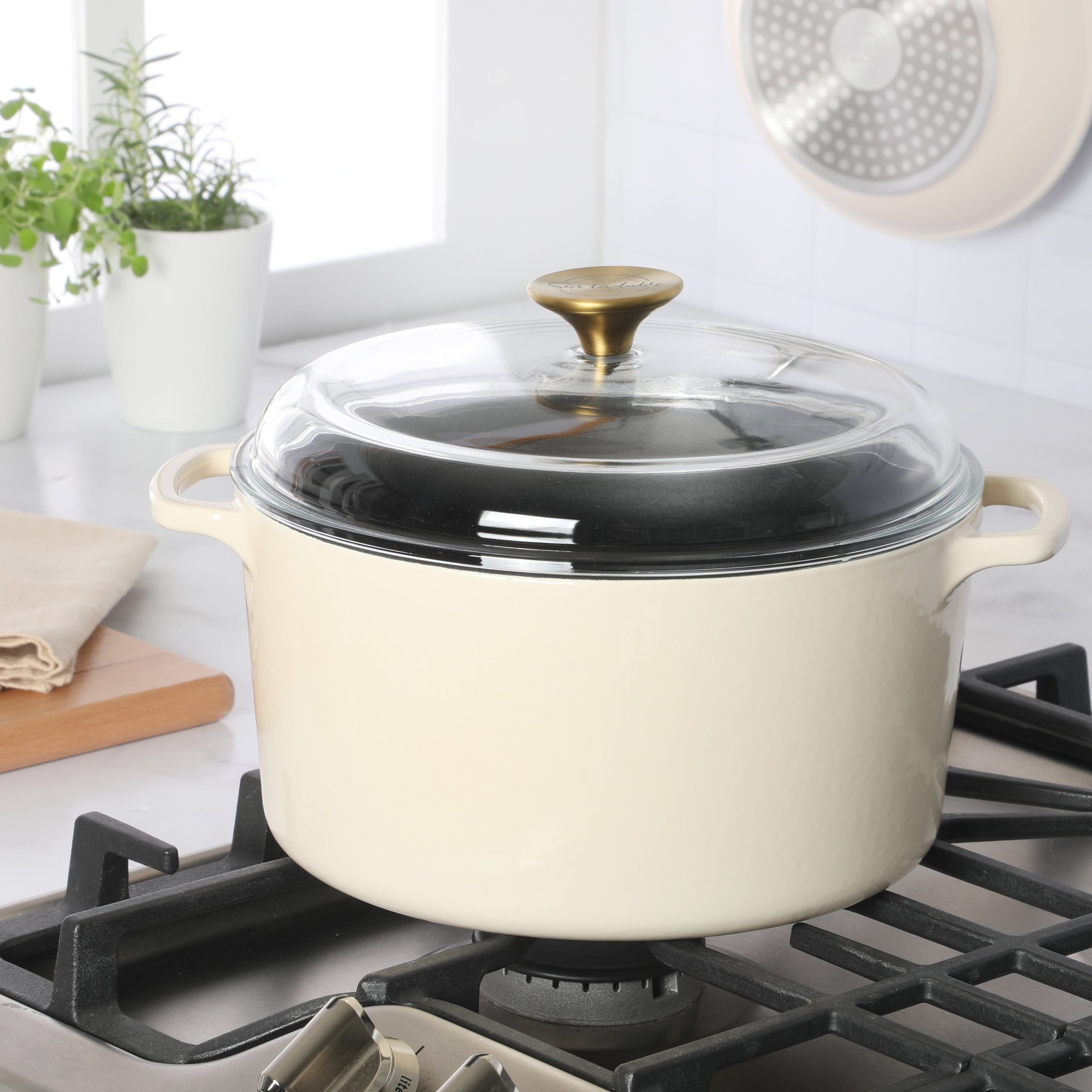 Sur La Table Kitchen Essentials Supper Club 5-Quart Enamel-Coated Cast Iron Dutch Oven Pot with Oven Safe Glass Lid, Oven-to-Table Cookware for Bread, Soups, Stews & Braising - Image 2