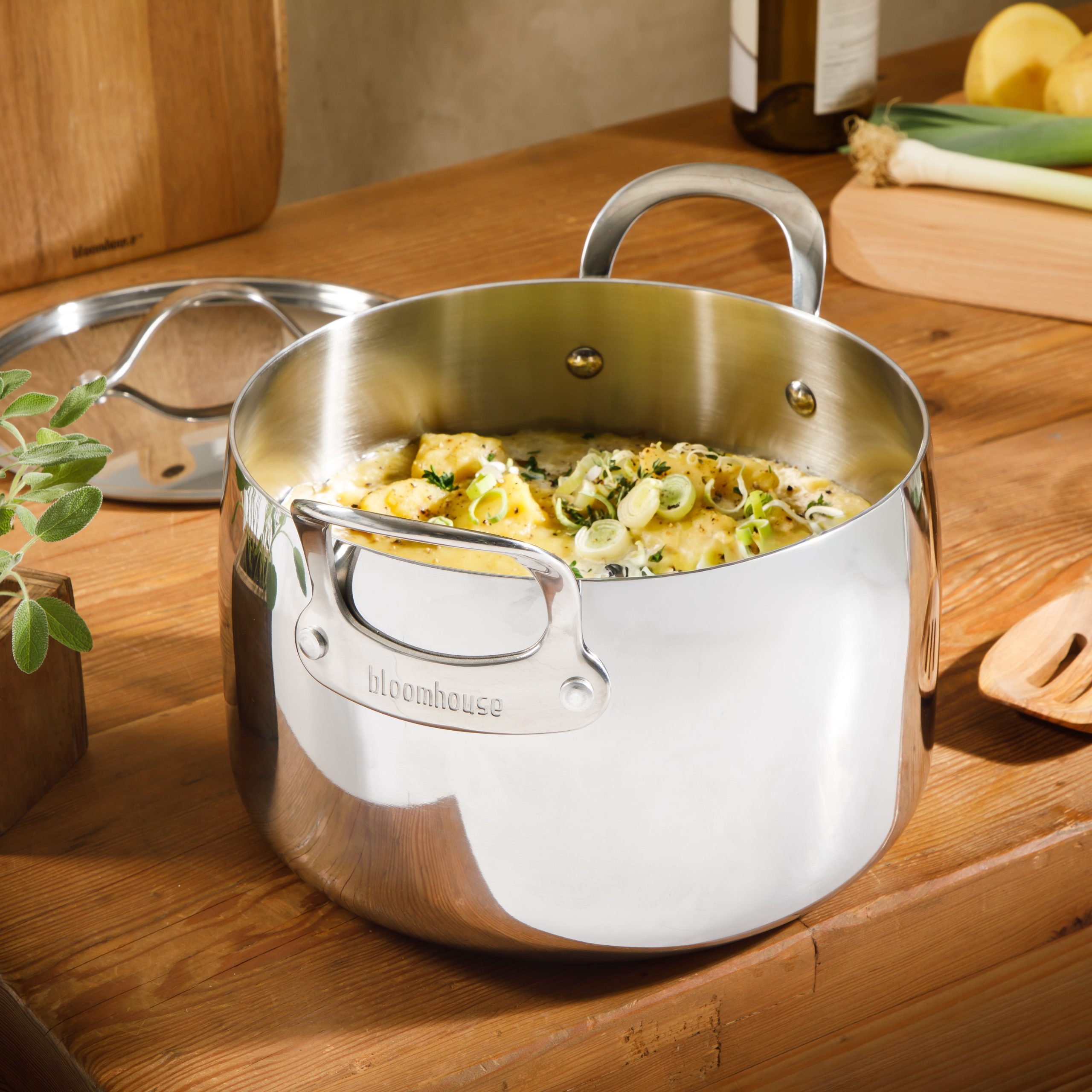 Bloomhouse 8 Quart Tri-Ply Stainless Steel Stock Pot with Lid – Dutch Oven, Oven Safe, Dishwasher Safe - Image 2