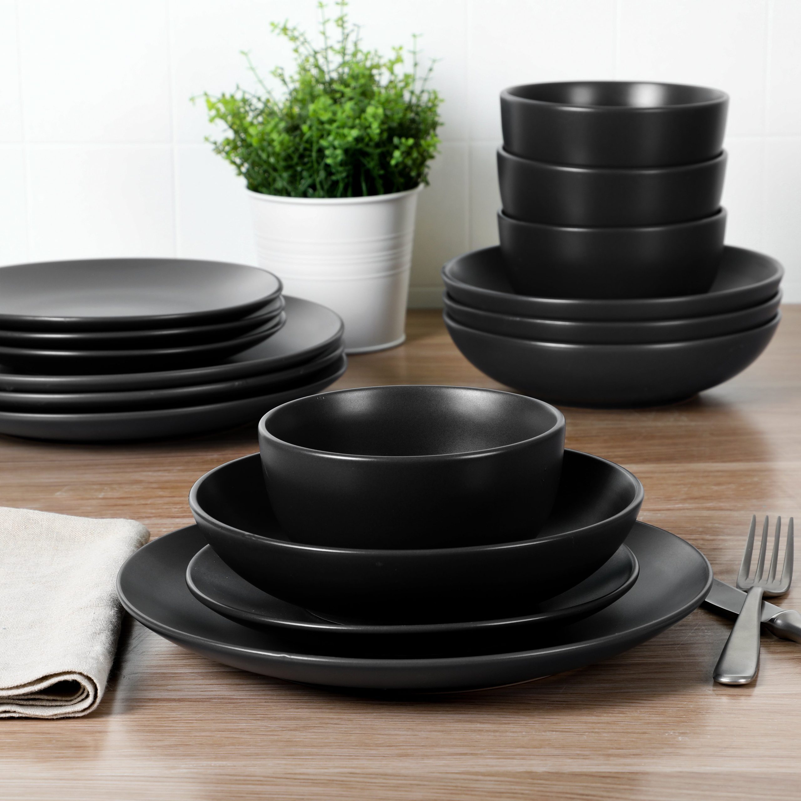 Gibson Home Queenslane 16 Piece Double Bowl Plates and Bowls Dinnerware Set - Image 7