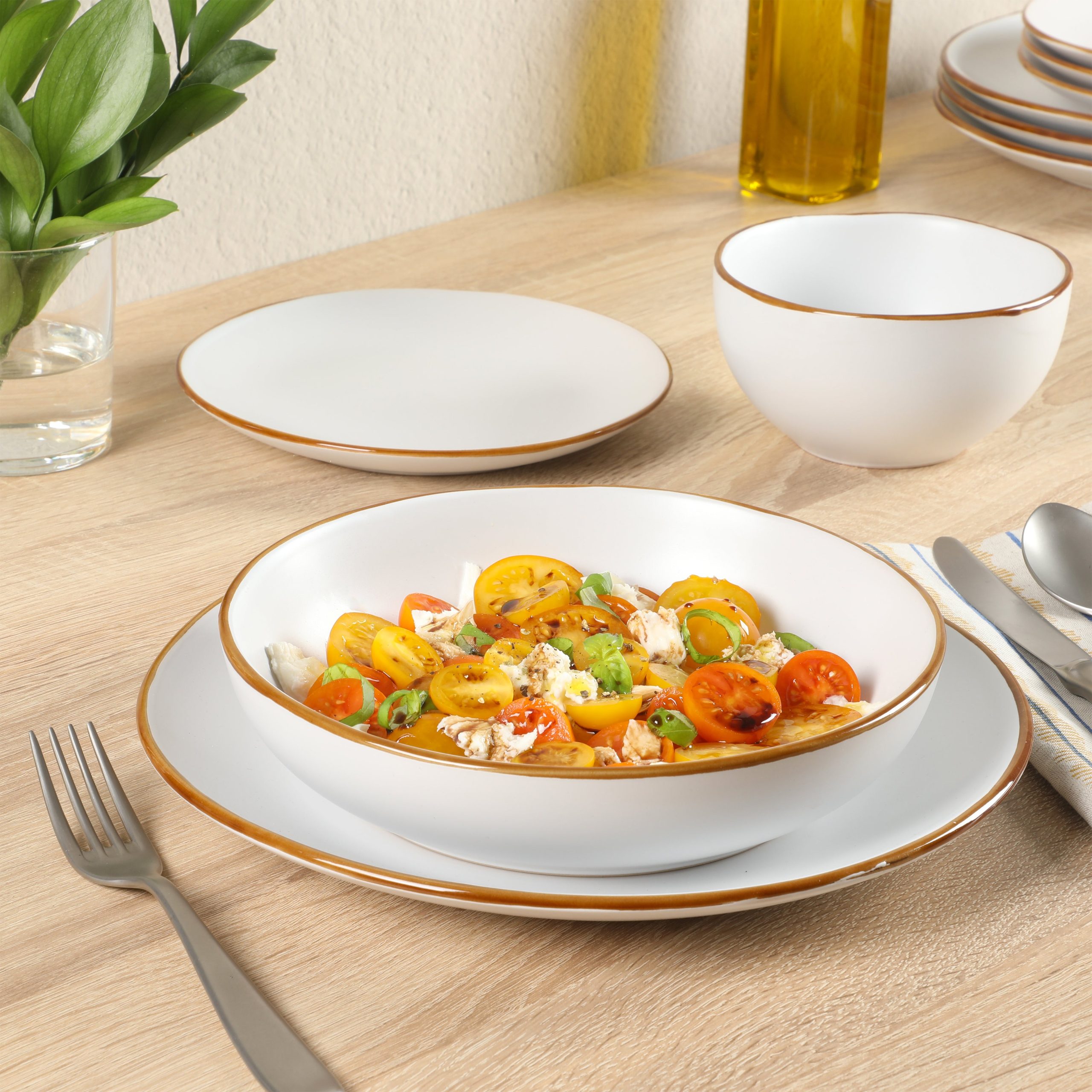 Gibson Home Hazeltine 16 Piece Plates and Bowls Dishes Stoneware Ceramic Dinnerware Set - Image 3