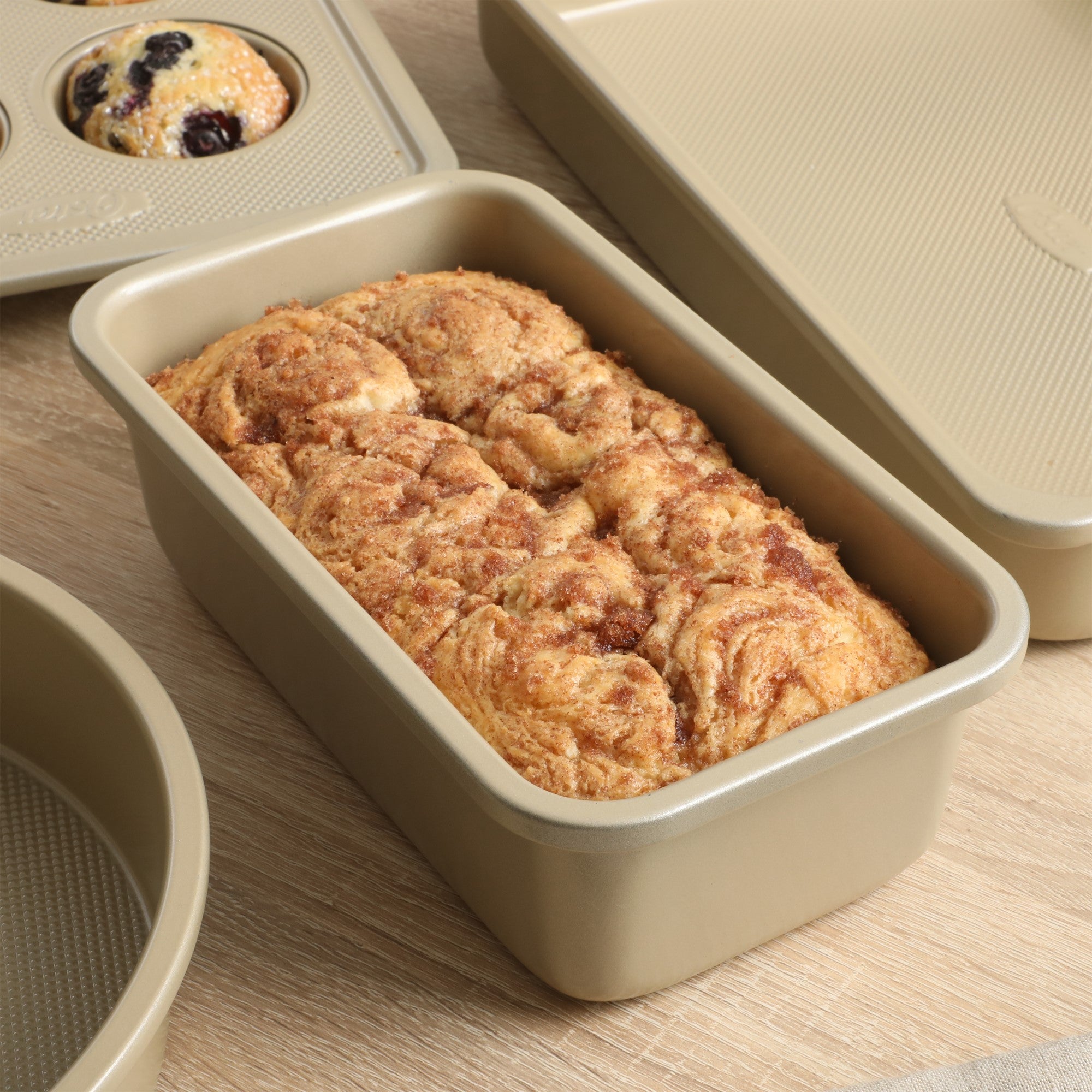 Oster Verlice 5 Piece Carbon Steel Baking Pans Bakeware Set W/ Premium PFA Free Nonstick - Champagne Gold - Image 14