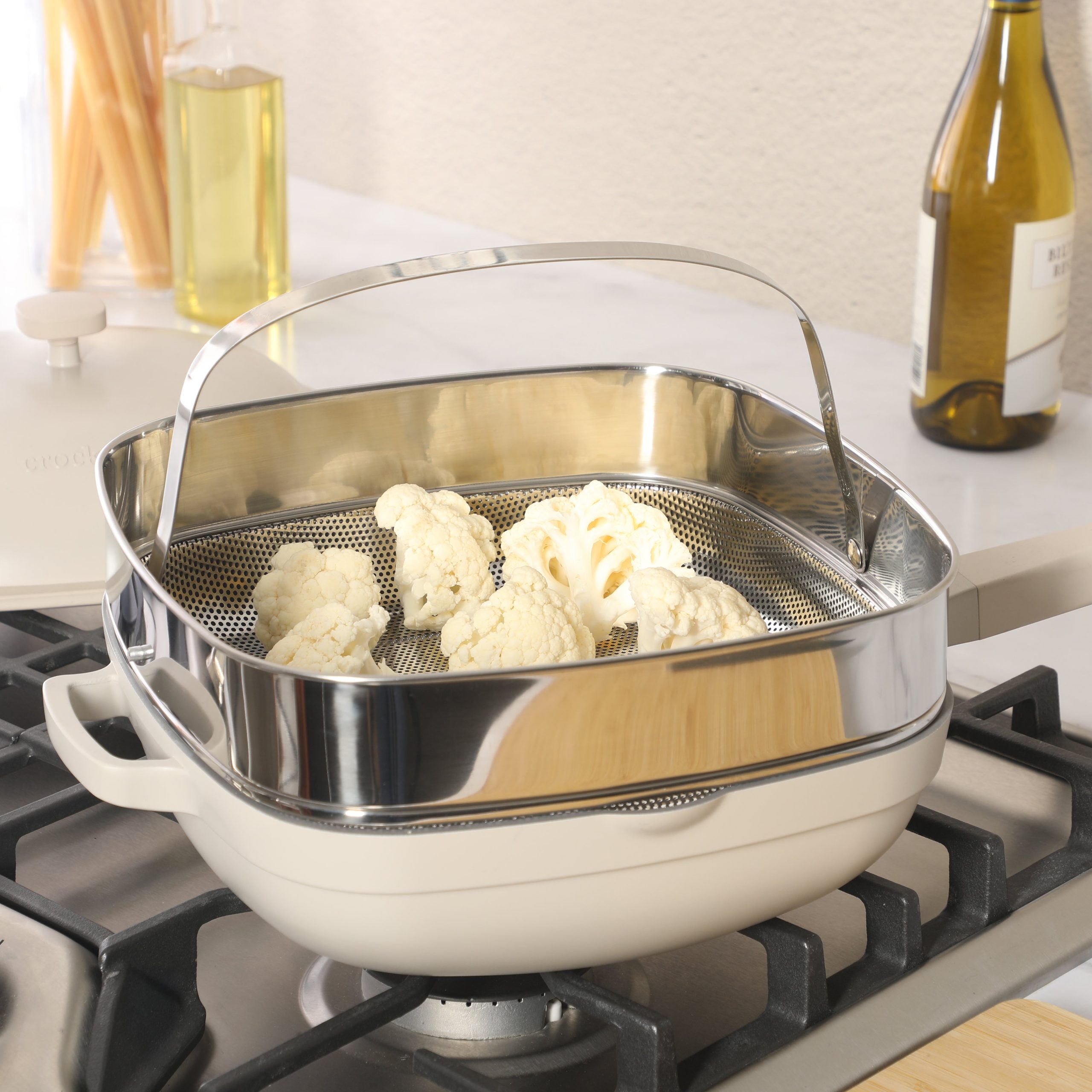 Crock Pot Northvale 5.3 Quart Ceramic Nonstick Sauté Pan with Steamer Basket & Lid, Cast Aluminum Pan with Induction Base and Soft-Touch Handle - Image 9