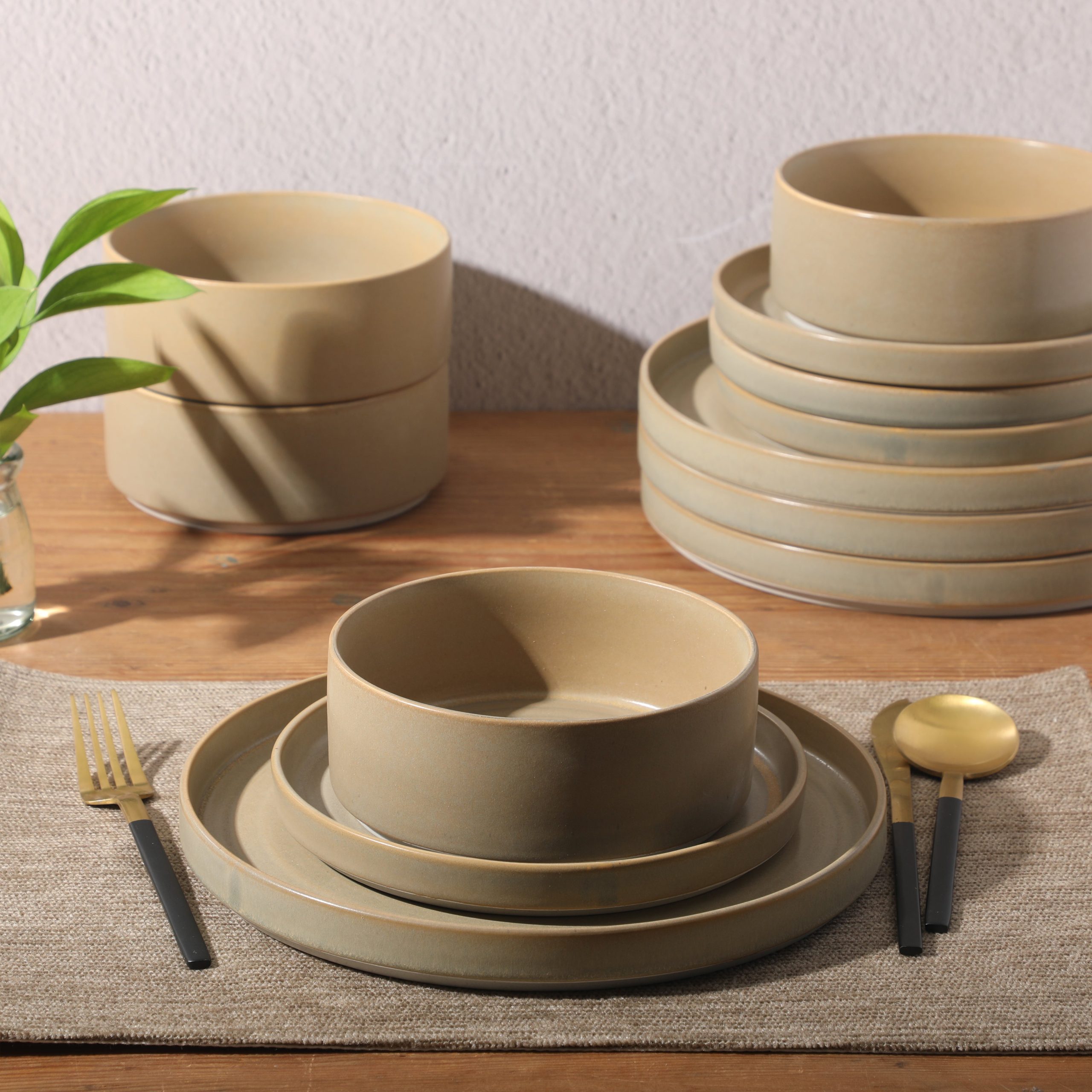 Gibson Elite Echo Bay 12 Piece Porcelain Reactive Glaze (Service for 4) Ceramic Plates and Bowls Modern Stackable Dinnerware Set - Image 11