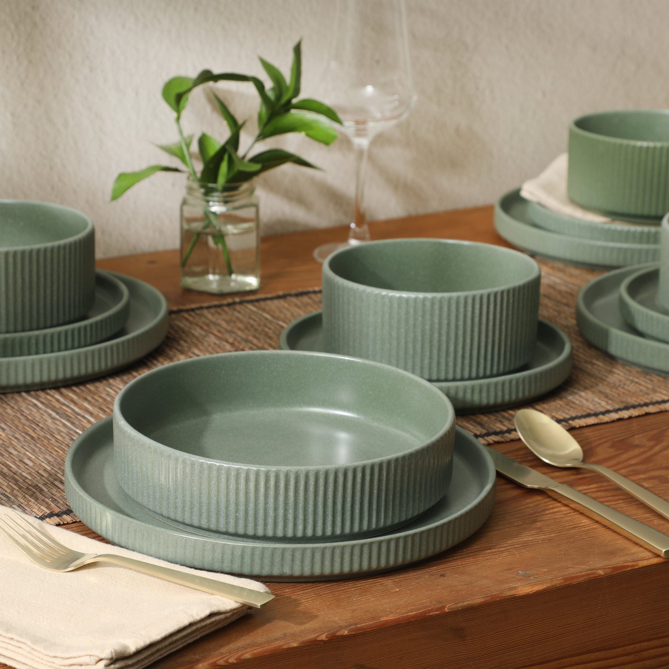 Gibson Elite Deerfield 16-Piece Stoneware Dinnerware Set – Stackable Plates and Bowls, Reactive Glaze Finish, Service for 4 – Microwave & Dishwasher Safe - Image 12