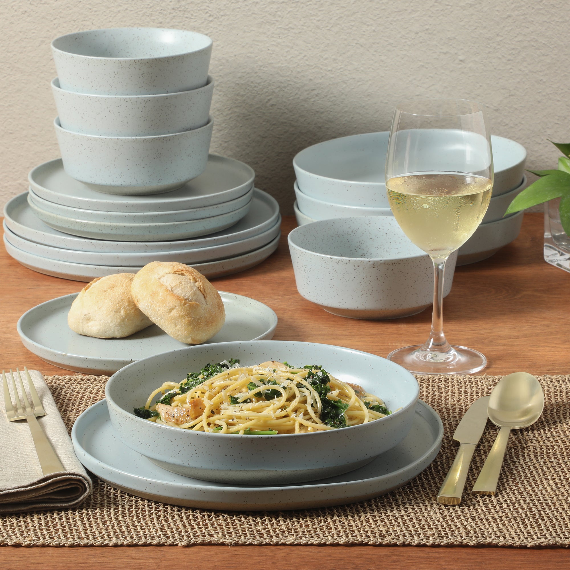 Gibson Elite Overbrook 16-Piece Pottery Clay Stoneware Dinnerware Set – Reactive Glaze, Stackable Plates and Bowls w/ Pasta Bowl, Service for 4 – Microwave & Dishwasher Safe - Image 5