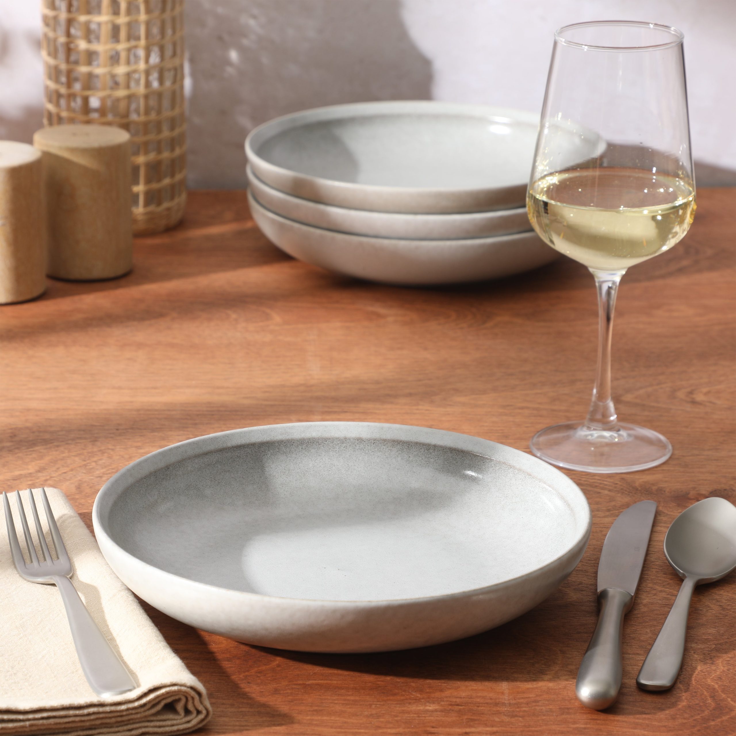 Gibson Elite Beckett 4-Piece Ash White Dinner Bowl Set – Reactive Glaze Stoneware – Shallow Pasta Bowls – Round Wide-Rim Design – Microwave & Dishwasher Safe - Image 4