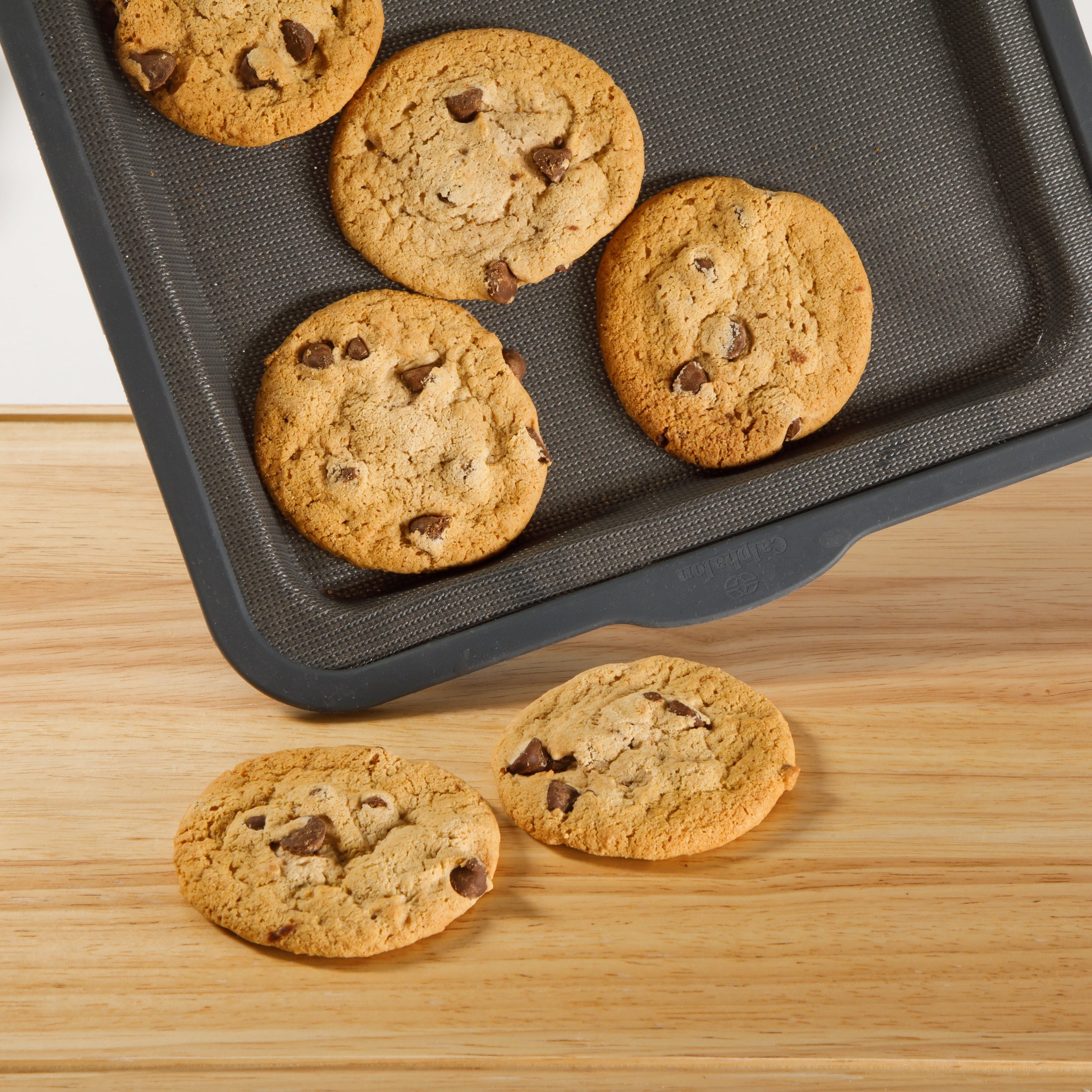 Calphalon Omni Exclusive Technology Fiber Glass Silicone Gel 6 Piece Ultra Air Flow Bakeware Set - Image 6
