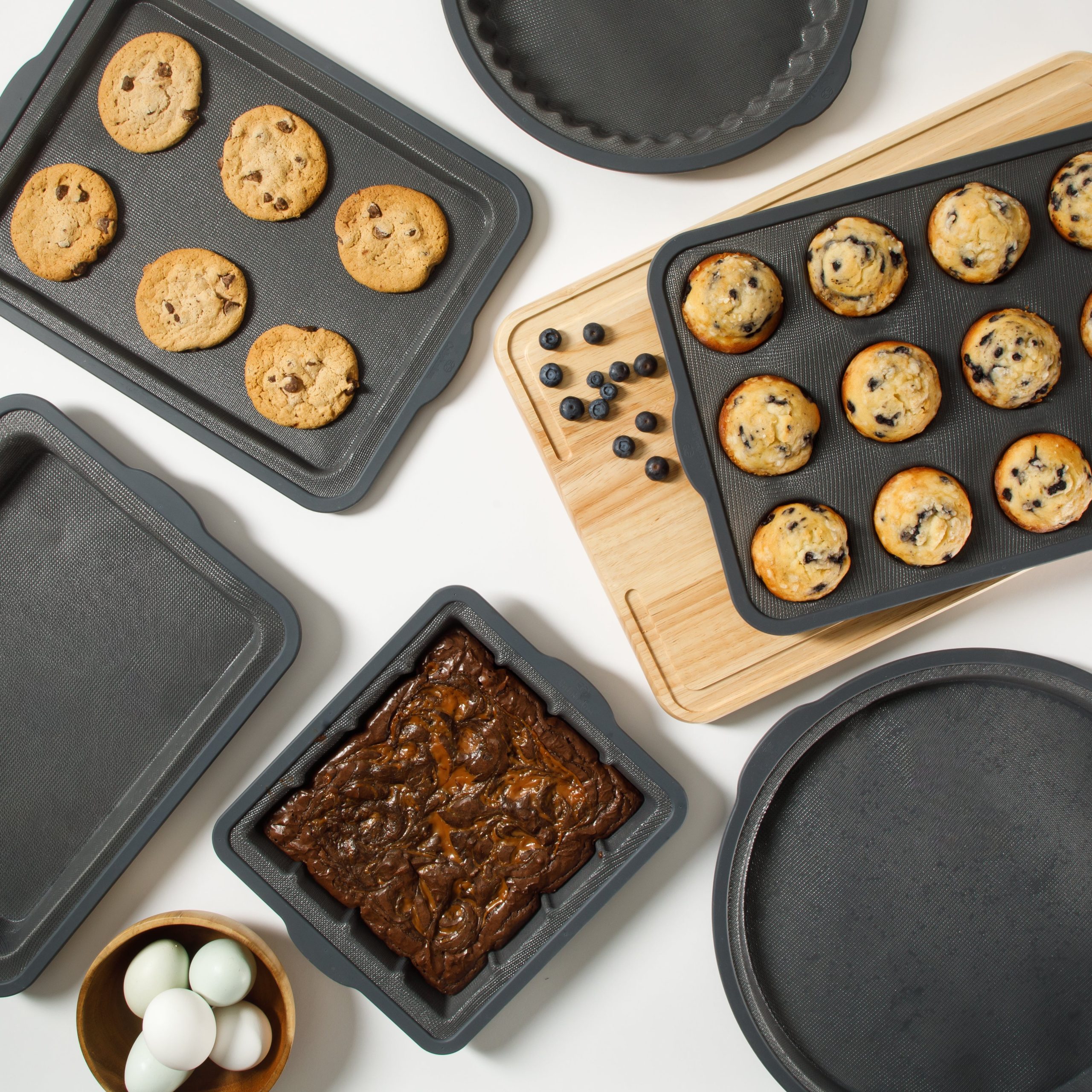 Calphalon Omni Exclusive Technology Fiber Glass Silicone Gel 6 Piece Ultra Air Flow Bakeware Set - Image 7