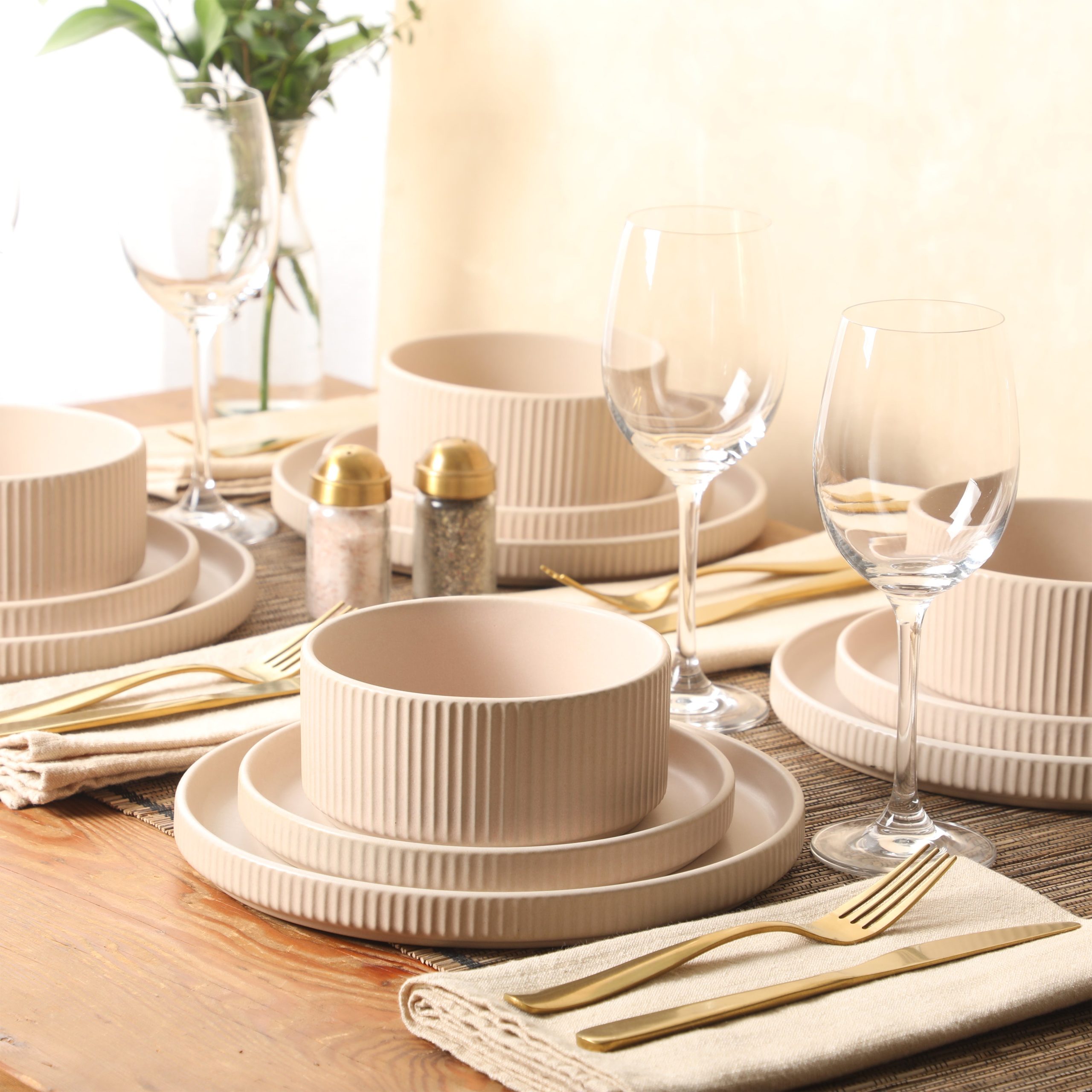 Gibson Elite Townscape Plates and Bowls 12 Piece Dinnerware Set, Service for 4 - Image 3