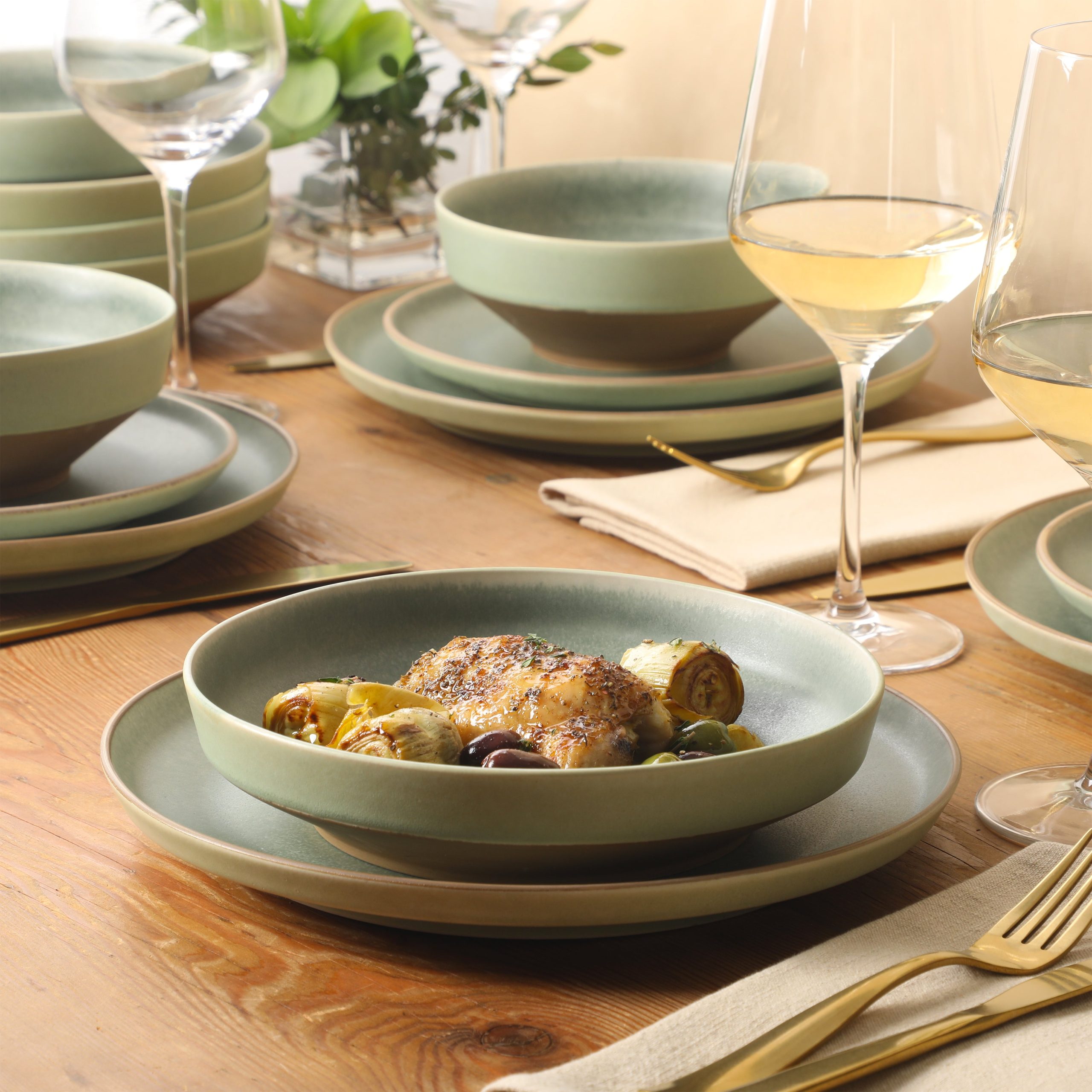 Gibson Elite Octavia Place 16 Piece Stoneware Dinnerware Set, Service for 4, Coupe Modern Plates & Bowls, Reactive Glaze Finish, Green, Microwave & Dishwasher Safe - Image 2