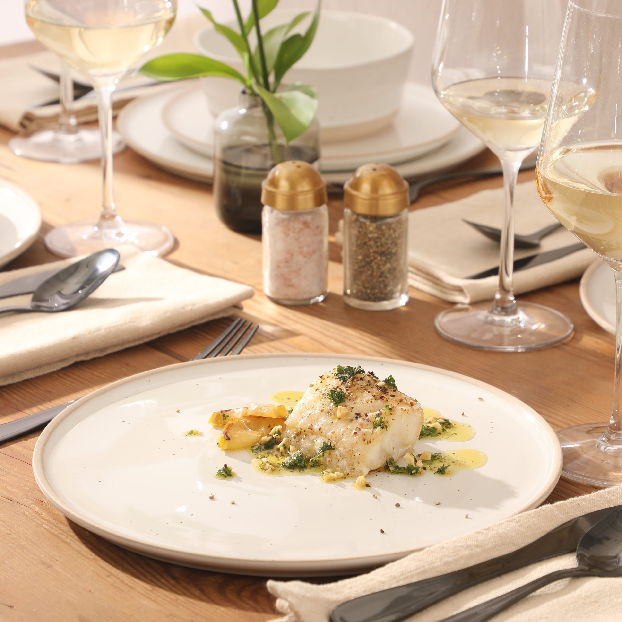 Gibson Elite Humphrey Lane 12 Piece (Service for 4) Plates and Bowls Reactive Glaze Dishes Stoneware Ceramic Dinnerware Set - Image 3