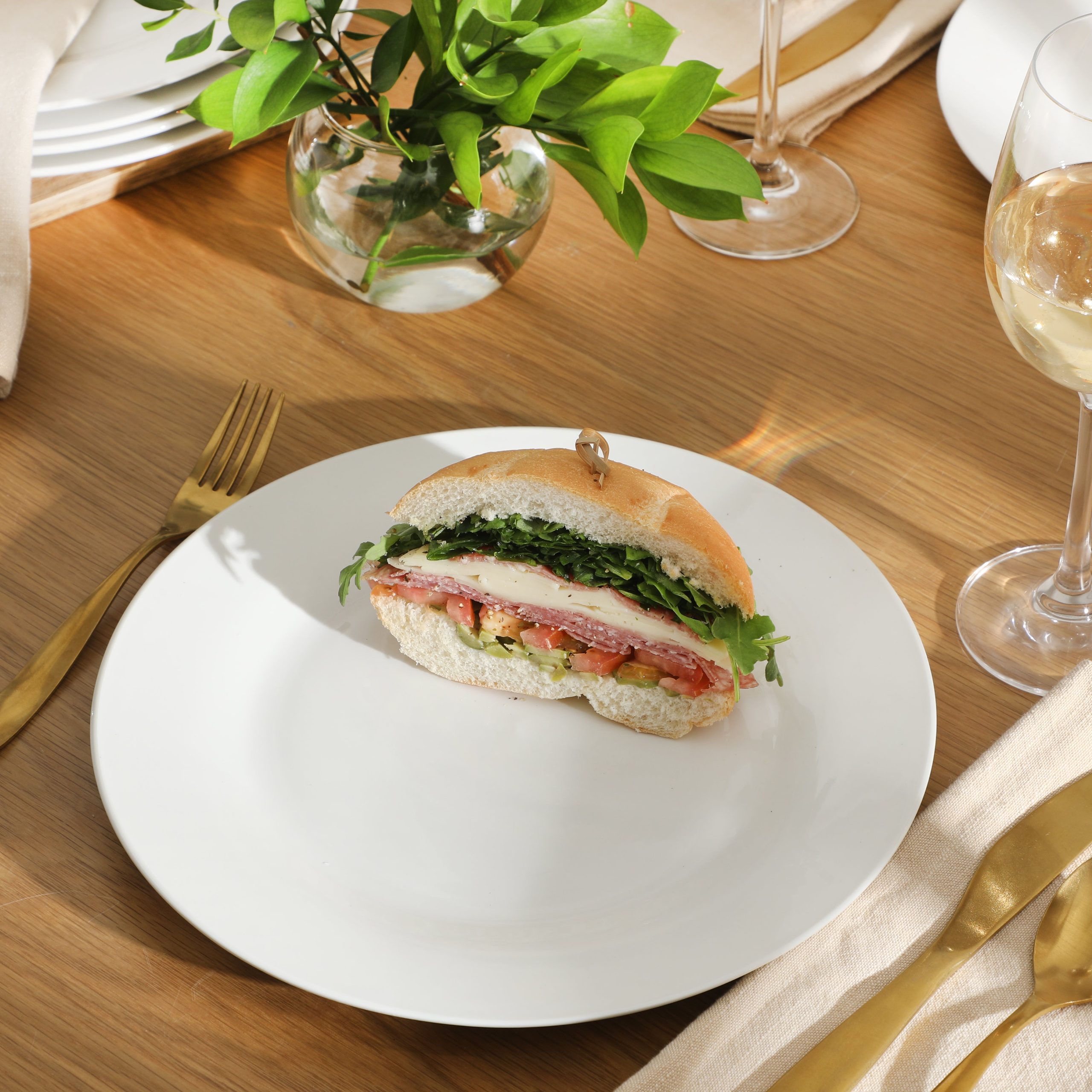 Gibson Home Great Essentials 6-Piece Dinner Plate Set, 10.5 Inch Fine Ceramic Round Plates, Microwave and Dishwasher Safe, White - Image 3