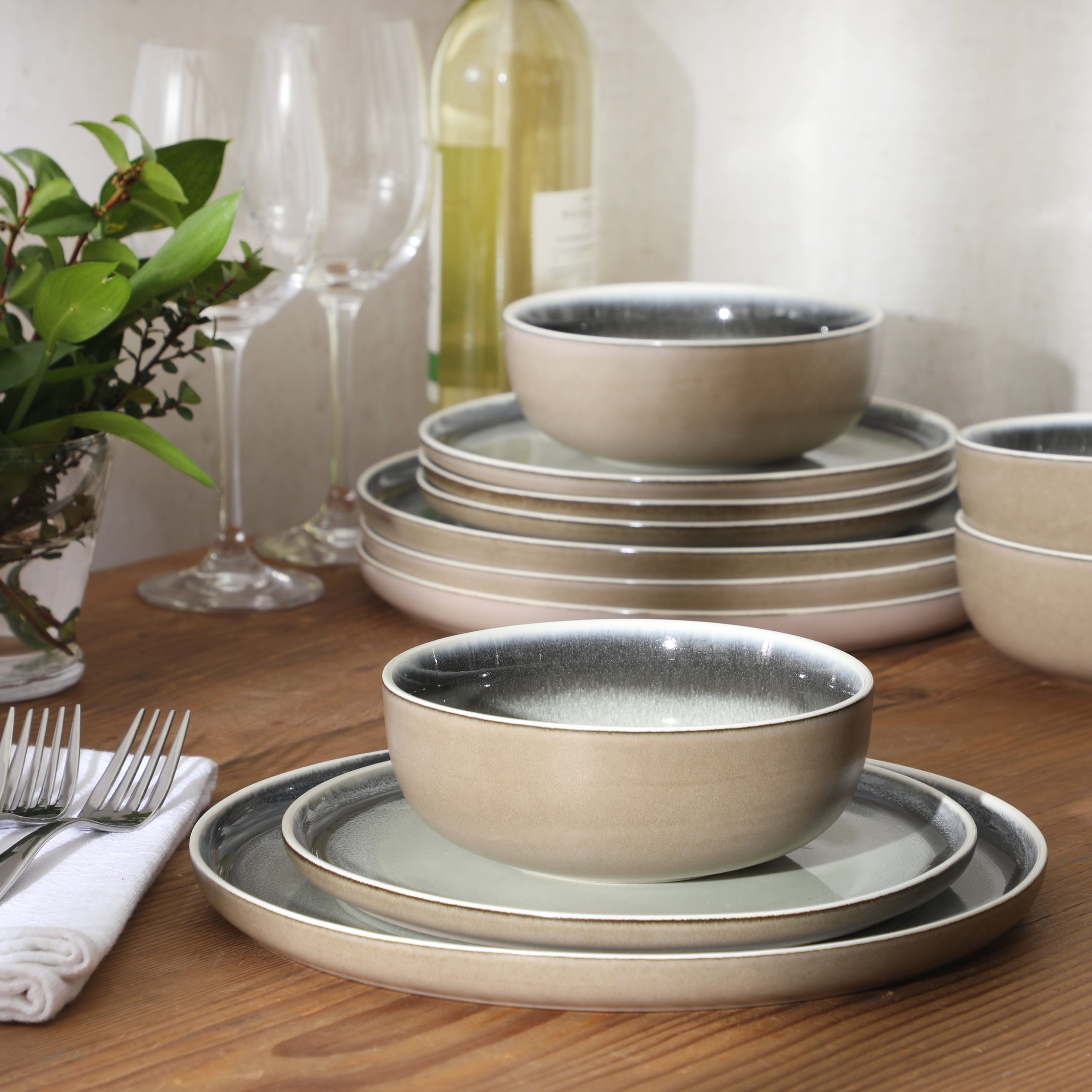 Gibson Elite Island Bay 12-Piece New Bone China Dinnerware Set Service for 4, Reactive Glaze Plates and Bowls, Dishwasher Safe - Image 5