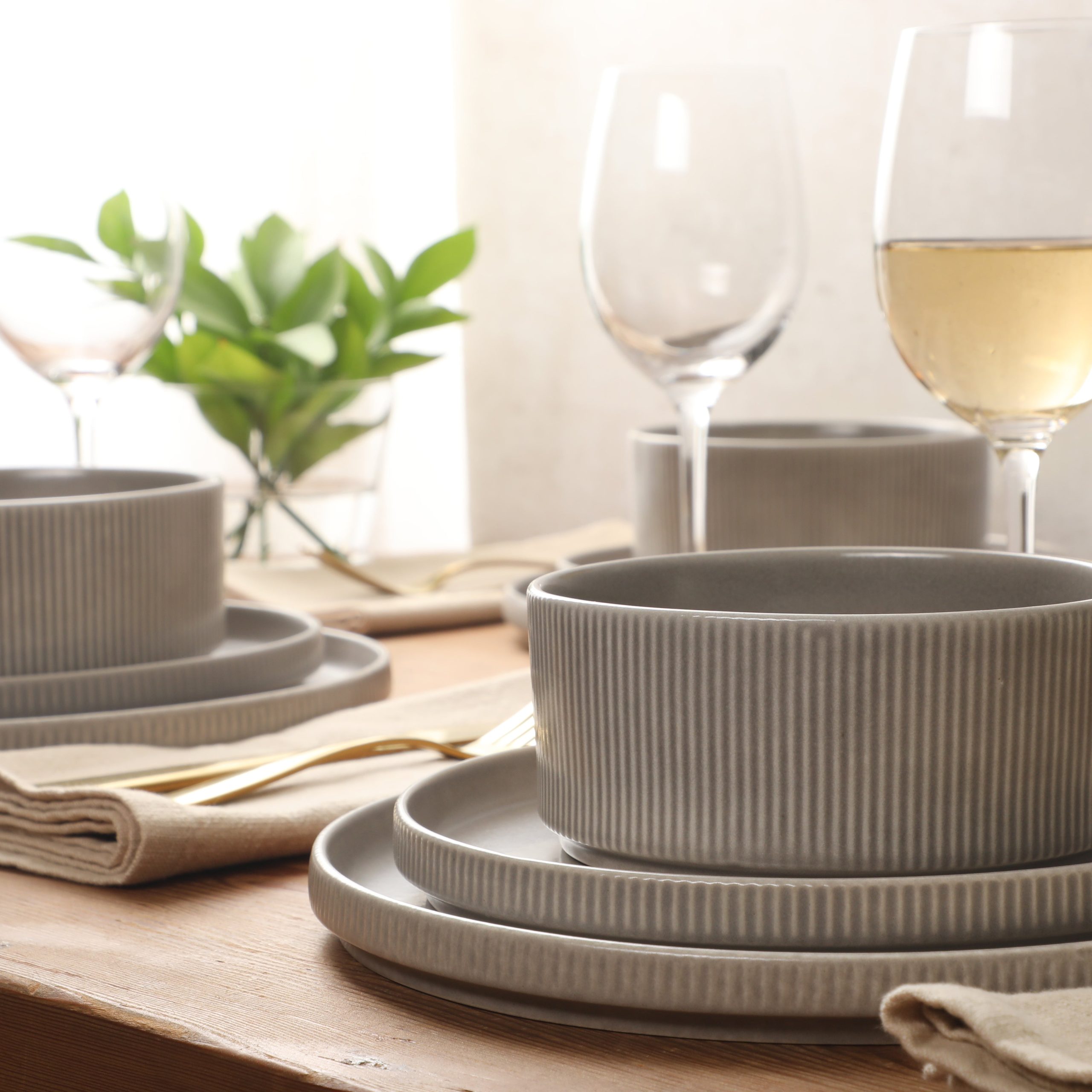 Gibson Elite Avant-Garde 12 Piece Stoneware Dinnerware Set for 4, Plates and Bowls Set with Reactive Glaze, Dinner Plates, Salad Plates, Bowls - Image 2