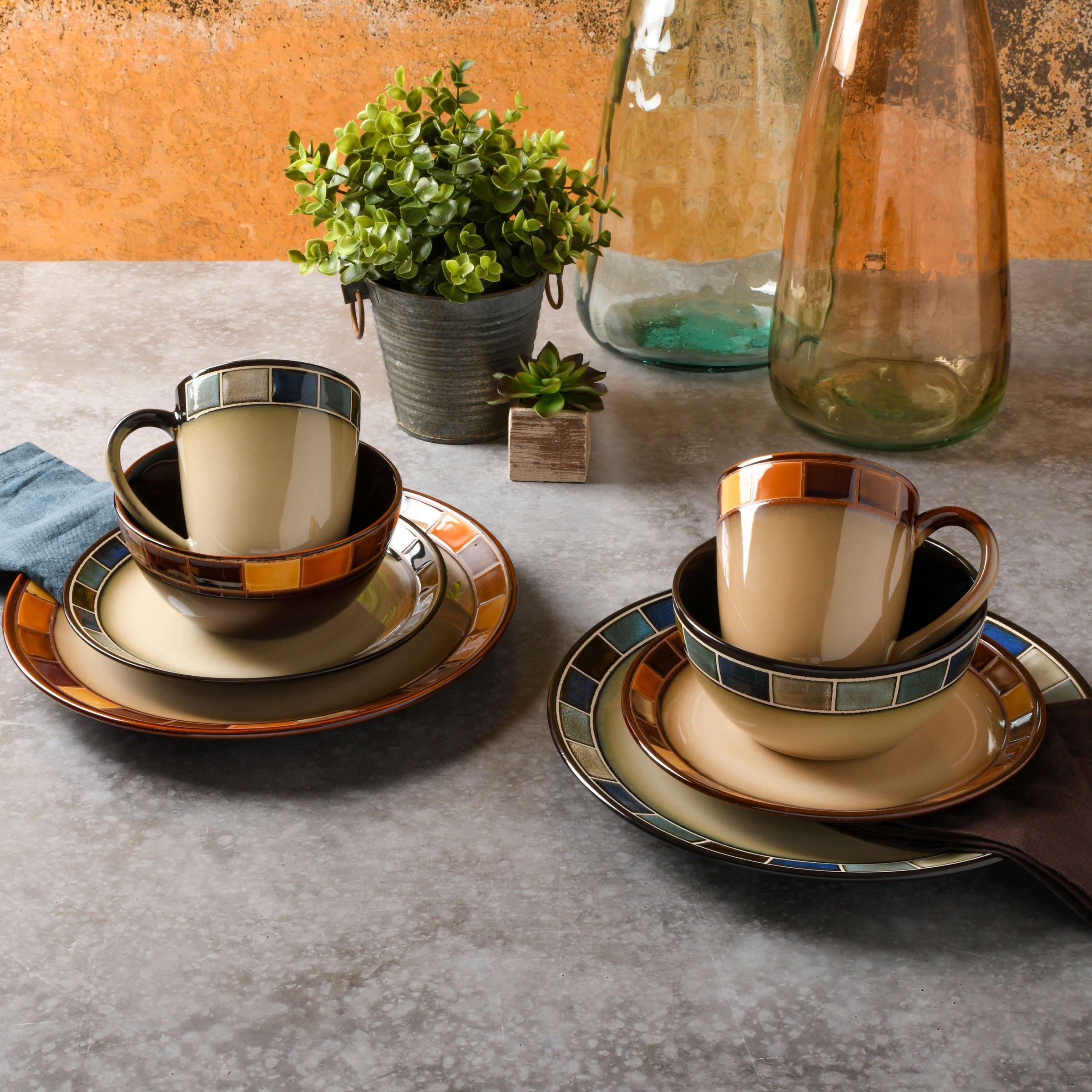 Gibson Elite Casa Estebana 16-Piece Reactive Stoneware Dinnerware Set - Image 3